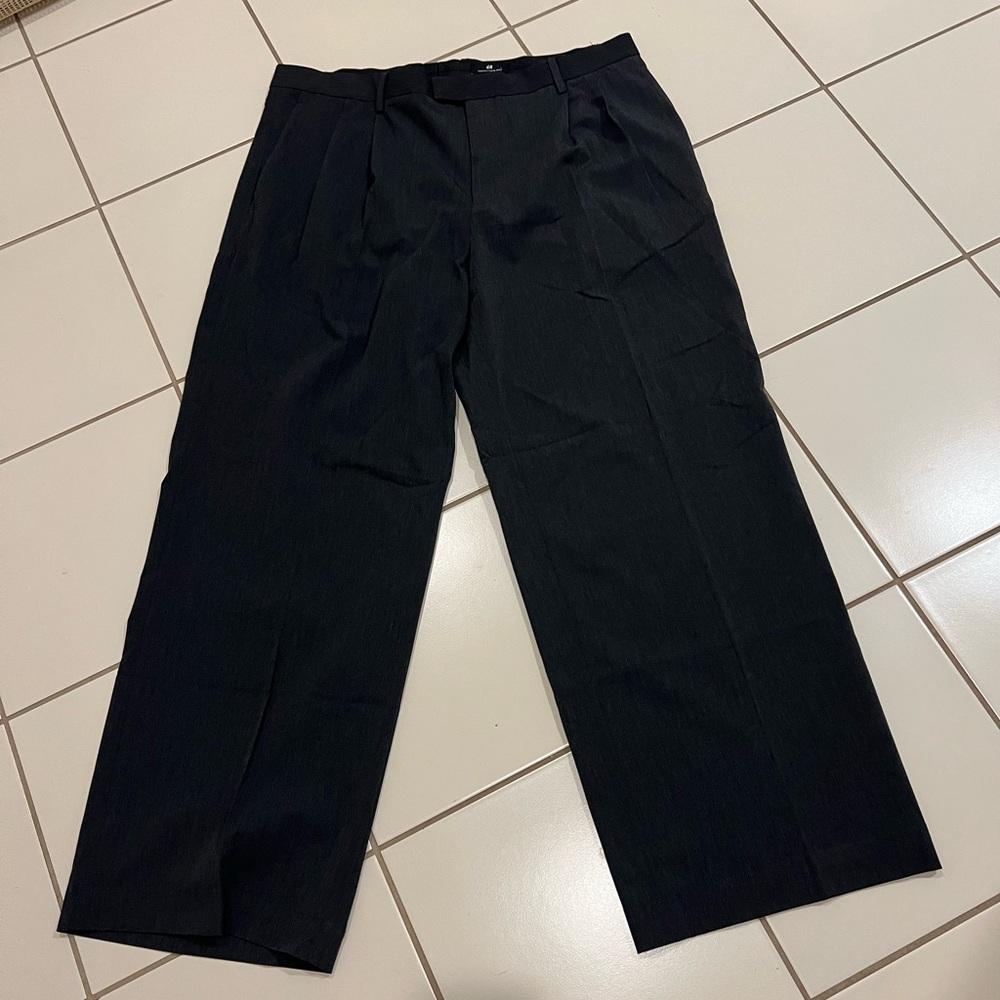 H&M Trousers Charcoal Pleated Loose Fit Dress Pants Trousers